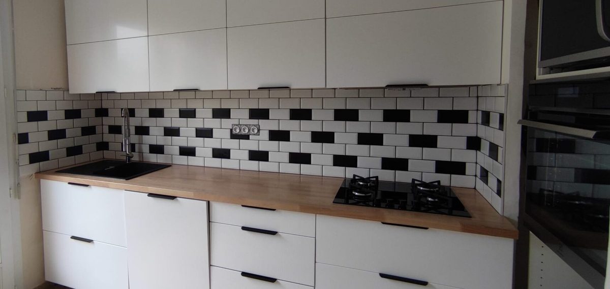 Credence cuisine metro noir blanc — BC Carré